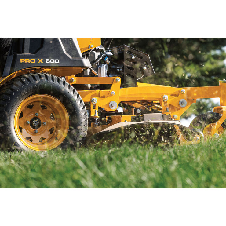 Cub Cadet PRO X 636 (53FZ3CSBA50)