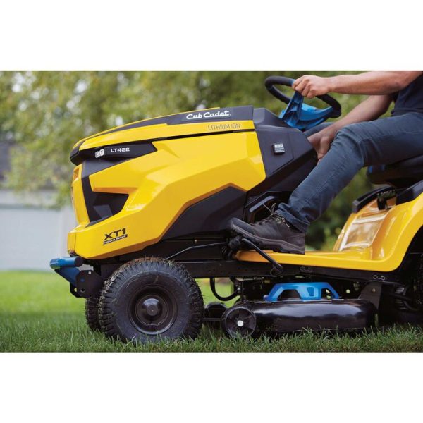 Cub Cadet XT1 LT42E (33ABA7ES710)